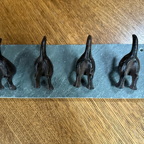 Dog or cat leash wall holder. - Picture 3 of 4